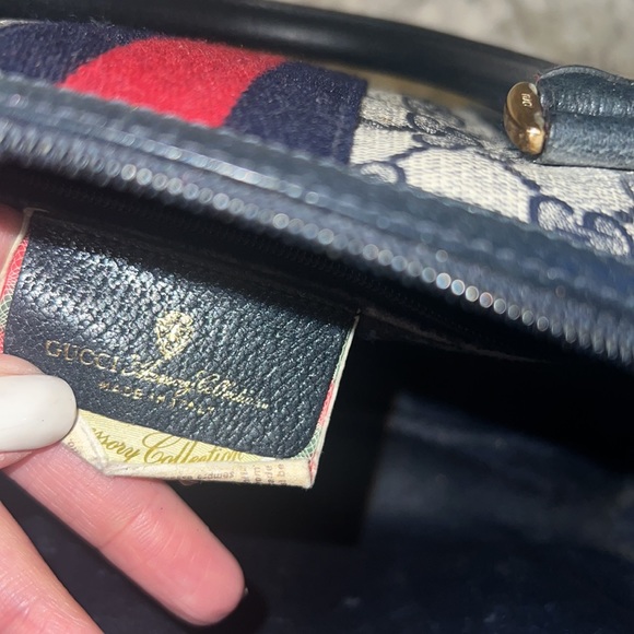 Gucci 💙 - Picture 7 of 8